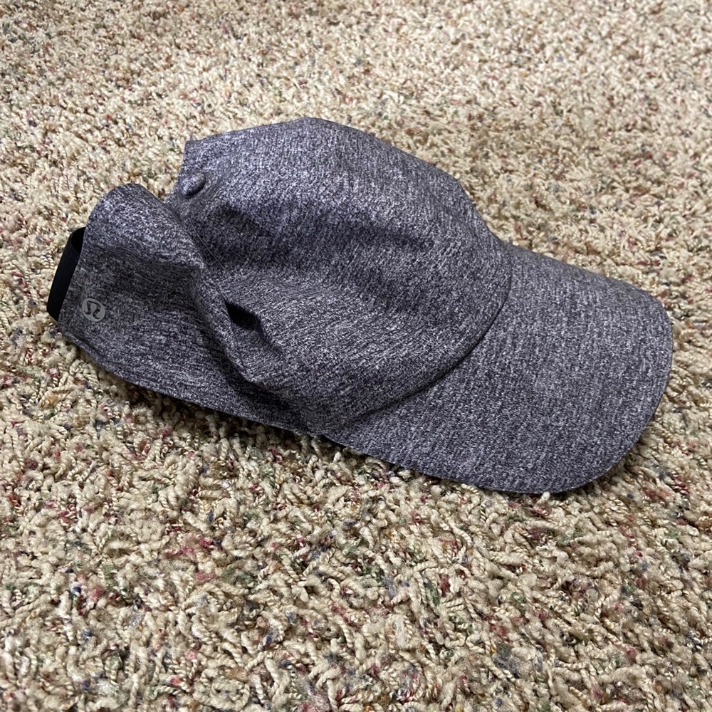 Lululemon Pony Tail Cap